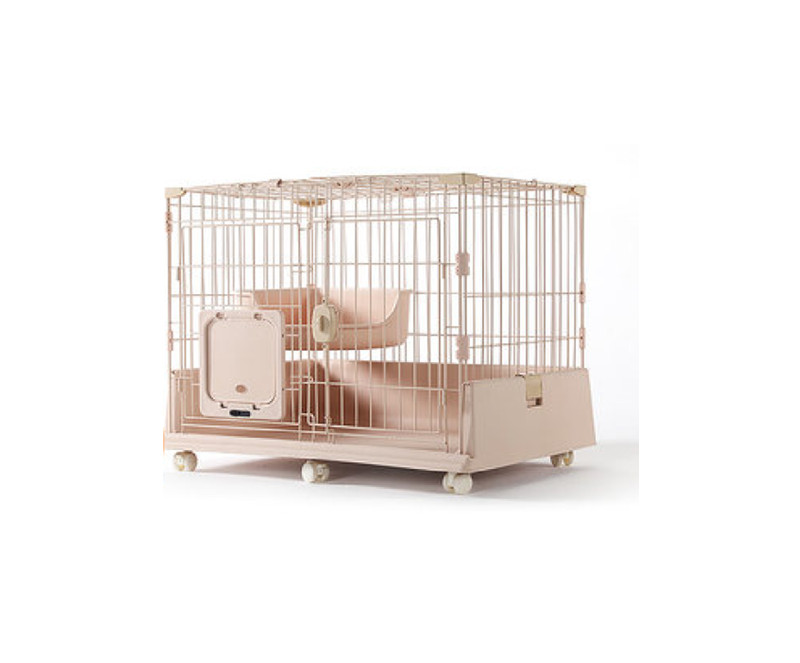 No. 4 cat cage